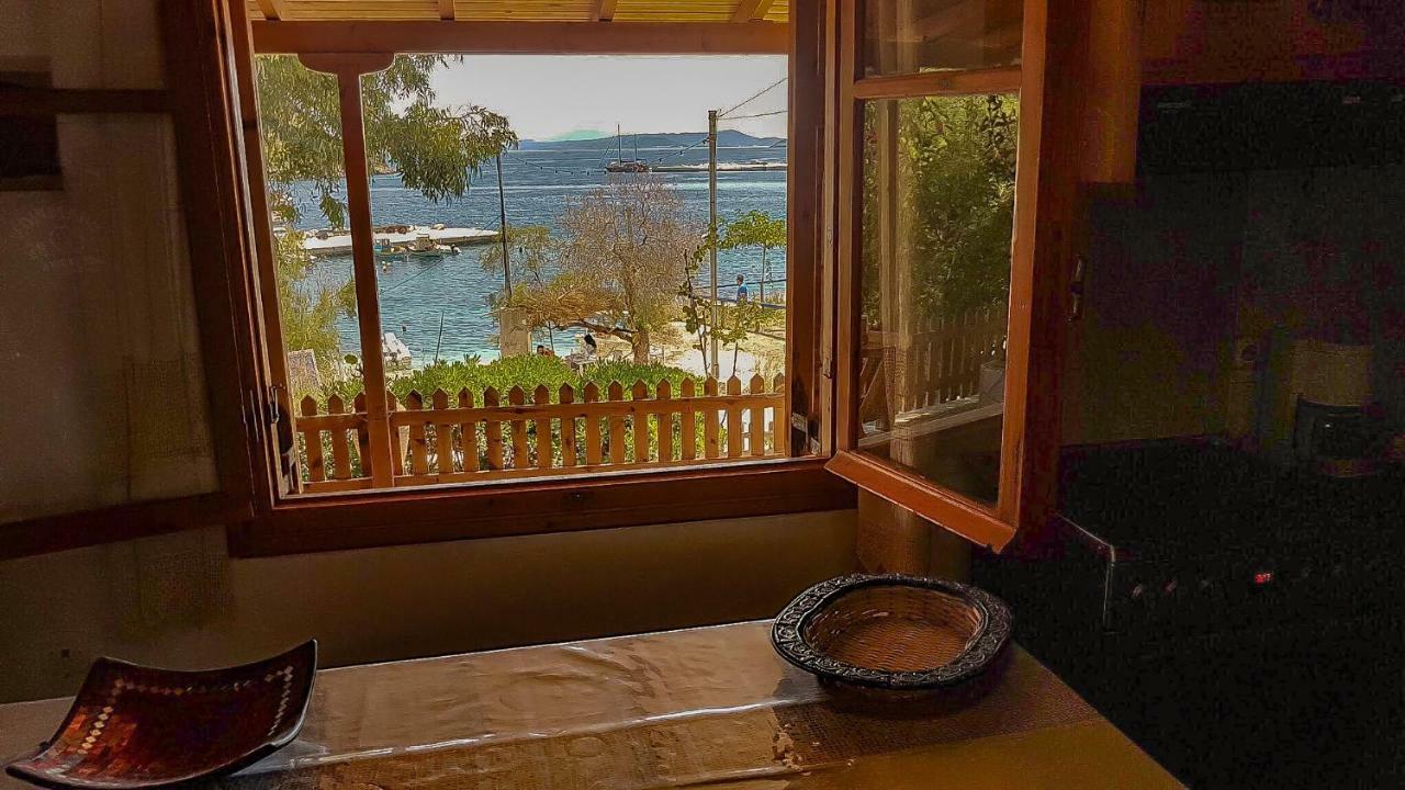 Shipwreck Villa Agios Nikolaos  Buitenkant foto